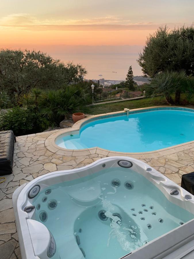 Monte Carlo View And Spa 拉杜尔比 外观 照片